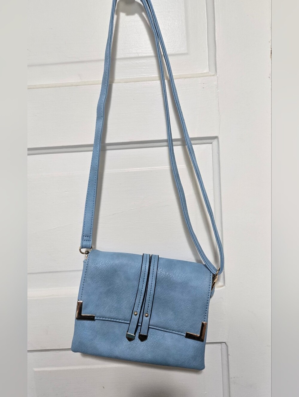 Light Blue Crossbody Bag with Polished Corner Accents And Vegan Leather - Picture 2 of 8